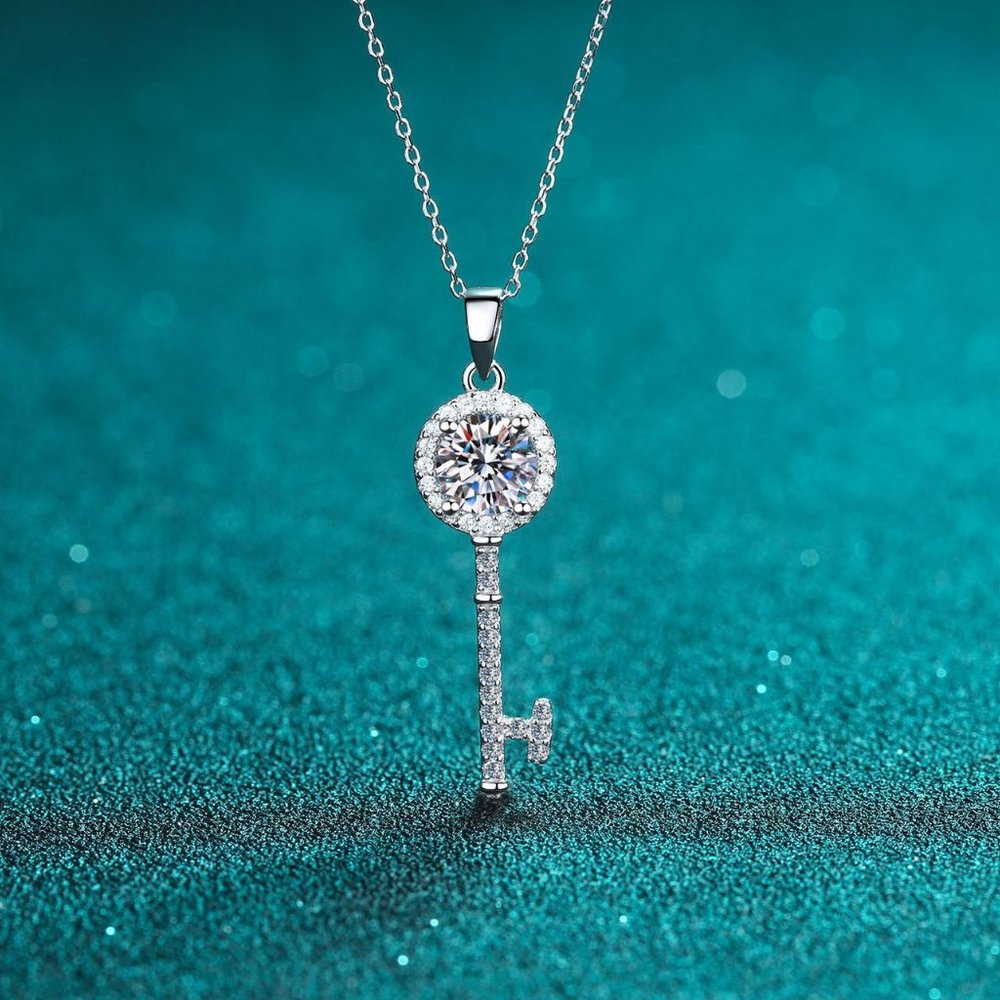 Certified 1ct. t.w. Moissanite Diamond Key Necklace NEW - Picture 4 of 8